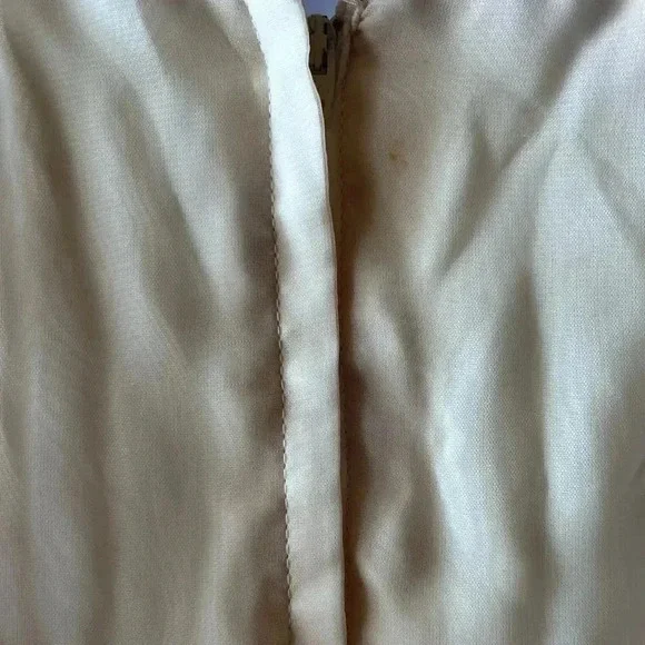 Miss Elliette Vintage Chiffon Lace Ivory Wedding Dress - Picture 8 of 14